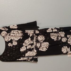 White House Black Market Floral Black, Grey and White 3/4 sleeve dress